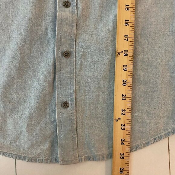 Lucky Brand Boy's Blue Chambray Shirt Button Up Light Wash Spellout Boys Large - Picture 9 of 9